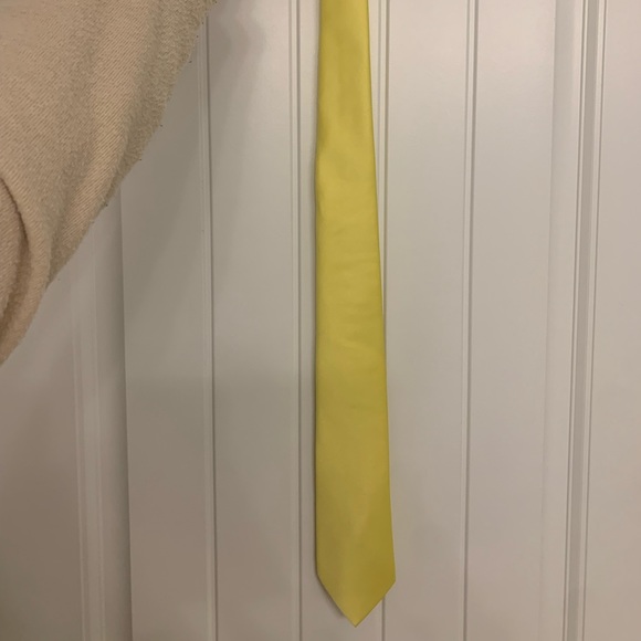 Azazie Satin Wide Tie in Lemon - Picture 5 of 5